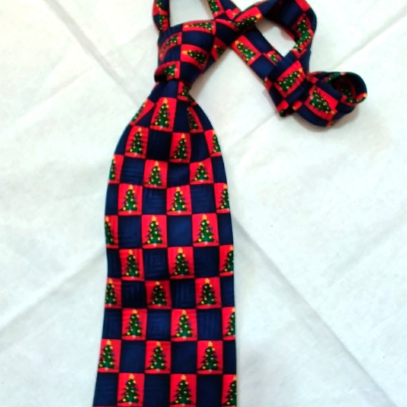 Barbara Blank Silk Christmas Tree Neck Tie - Picture 8 of 10